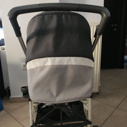Inglesina stroller like new with footmuff and waterproof cover