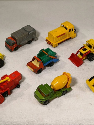 Vintage toy cars used, set