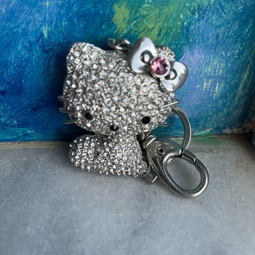 Charmmy Kitty Keychain with Diamonds new, rare