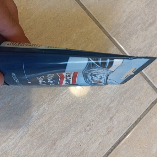 Headlight polishing paste