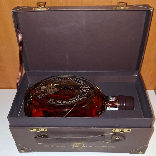 Dimple 15 Years Old Whisky 40% 700ml Collectible Gift Box 2004 New