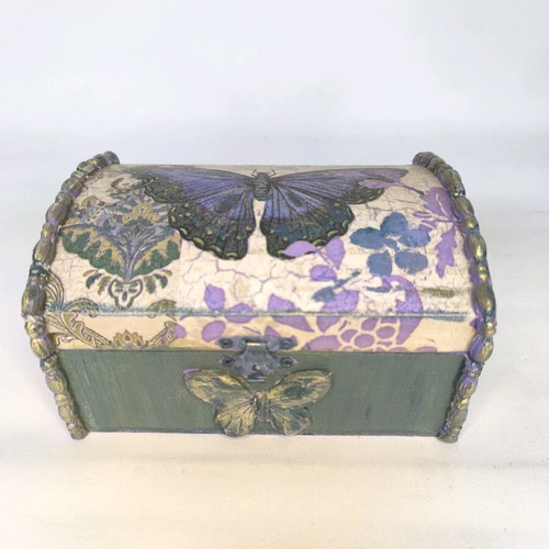 Handmade box with flowers and butterflies new