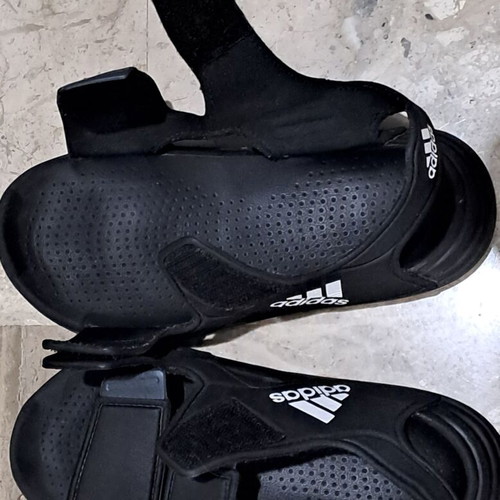 Adidas children's slippers with strass size 34 used, black