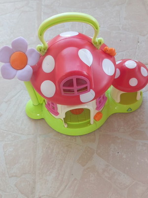 Happyland Fairy Toadstool playhouse toy used