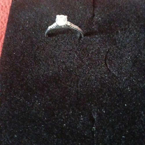 White gold ring 14 karat 585 like new
