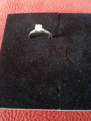 White gold ring 14 karat 585 like new