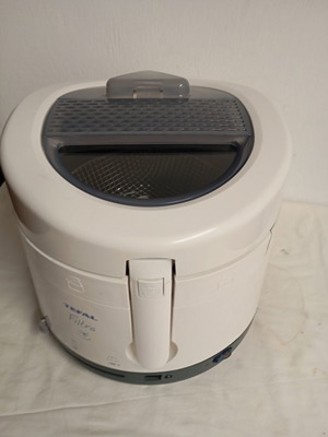 Tefal fryer like new, open box condition