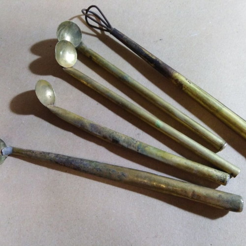 Brikia used, set of eight and four copper pieces