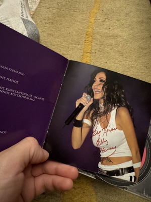 Despina Vandi Live Signed CD like new