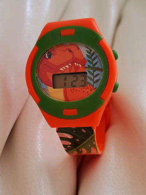 Kids watch used with battery