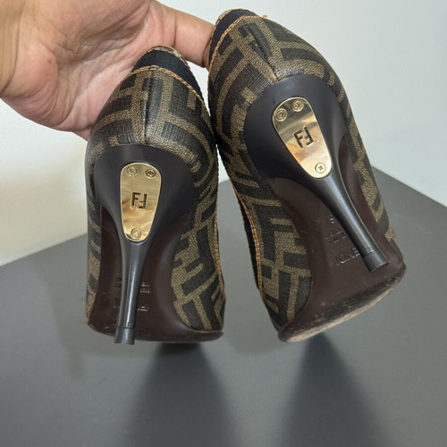 Fendi Vintage Zucca Monogram High Heel Pumps size 36 used