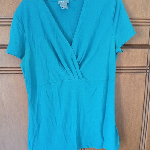 Ann Taylor women's T-shirt green petrol size XS to M like new