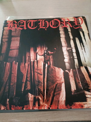 Bathory Under The Sign Of The Black Mark βινύλιο LP σαν καινούργιο