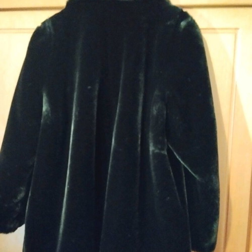 Vintage 90's plush faux fur coat size 46, like new