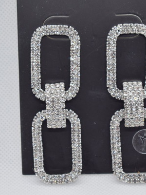 Earrings in silver color with gliter new