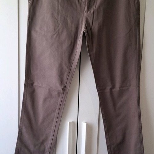 Guy Laroche men's pants gray fabric like new