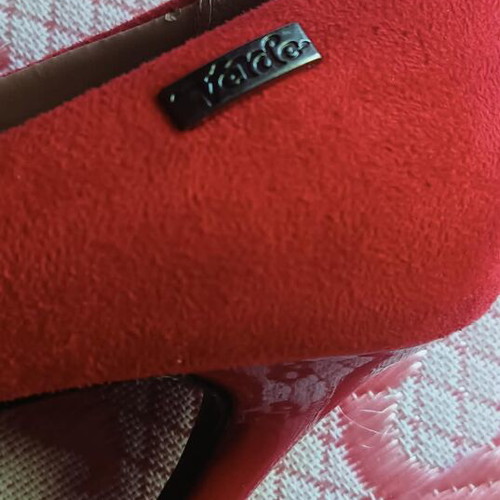 Verde red velvet pumps size 37 like new