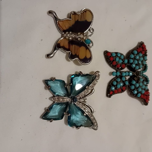 Butterfly pins pack of three used