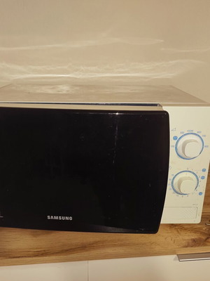 Samsung ME711K Solo MWO microwave oven 800W, 20L