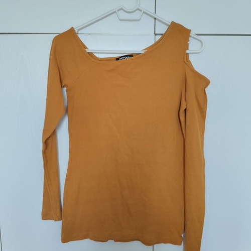 Terranova cotton off-shoulder blouse like new, small medium, mustard
