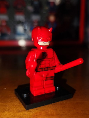Daredevil Classic Red Suit φιγούρα σαν καινούργιο με αξεσουάρ