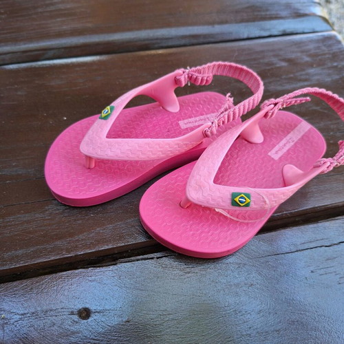 Ipanema children's sandals for girl size 21 new, pink flip flops with ankle strap