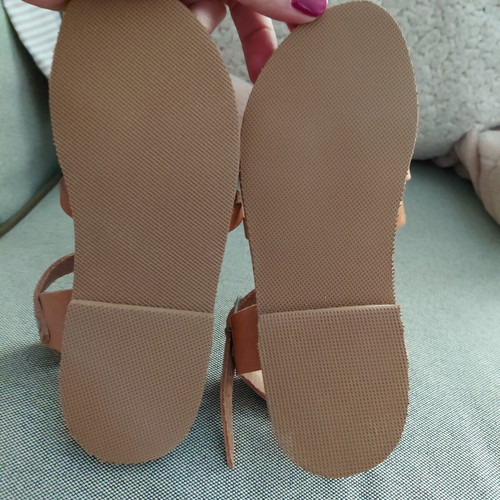 Leather sandals unisex new, size 29, beige