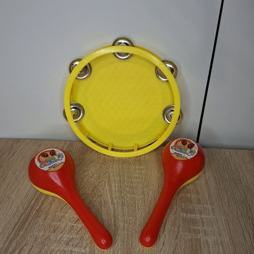Tambourine and maracas for 3-year-old children like new