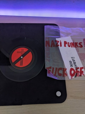 Dead Kennedys 7" Nazi Punks Fuck Off! / Moral Majority μεταχειρισμένο, punk