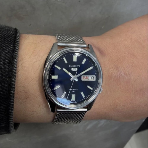 Seiko 5 7009-4040 vintage automatic watch, blue dial