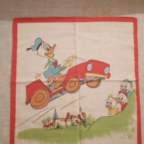 Disney handkerchief with Donald and nephews unused from the 90s