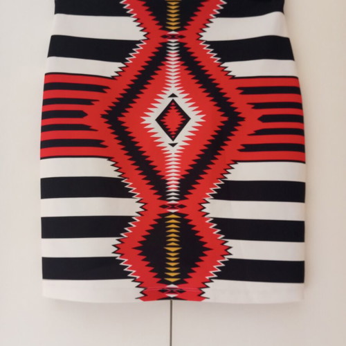 Peace and Chaos skirt like new, size M 38 10