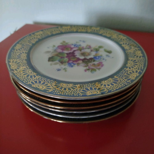 Rosenthal Thomas Bavaria vintage dessert plates, gold encrustation