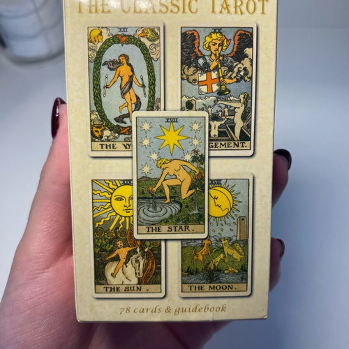 Classic Tarot Cards new with guidebook