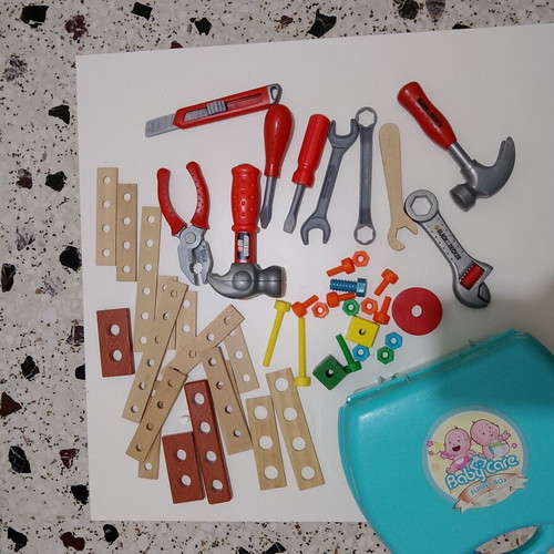Children's toy tool set