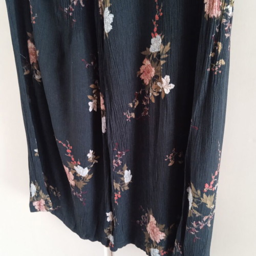 Pull & Bear pants small, like new, multicolor