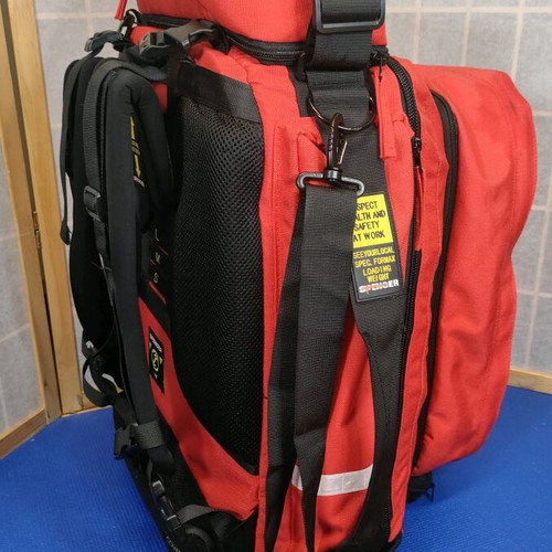 Spencer R-Aid Pro rescue backpack 45L like new with 5 pouches