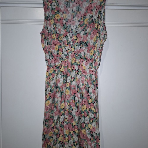 Maxi dress floral sleeveless with elastic under bust like new, size L