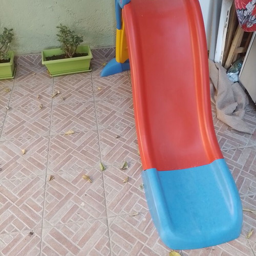 Children's slide, easy to assemble