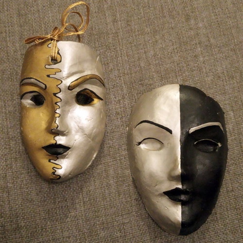 Set of 2 handmade Venetian-style decorative masks new