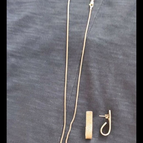 Silver necklace set with cross and earrings like new
