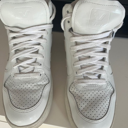 Veja sneakers used, size 38, white and beige
