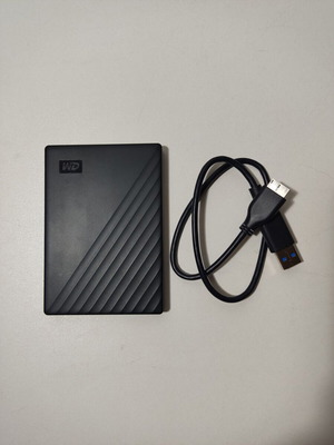 Western Digital My Passport 2TB External HDD USB 3.2 like new, black
