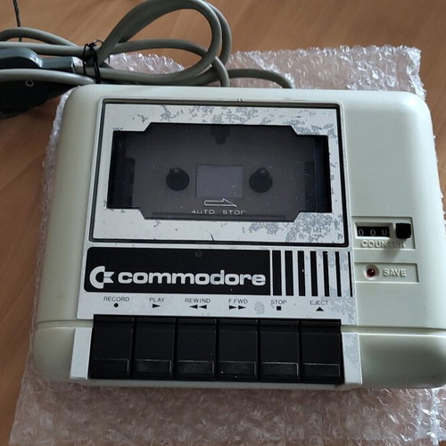 Commodore C64 Datassete used with belt replacement and cleaning