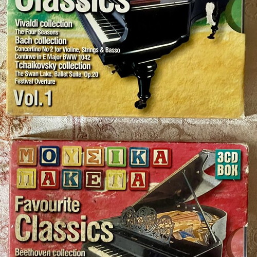 Favourite Classics 2 Triple CD Music Packages like new, classical