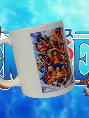 One Piece personalized mug new with gift keychain
