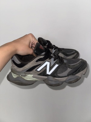 New Balance 9060 sneakers, black, size 43