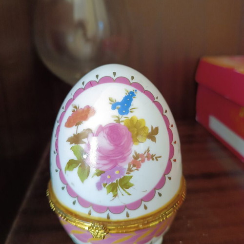 Limoges eggs new, set of 3 decorative