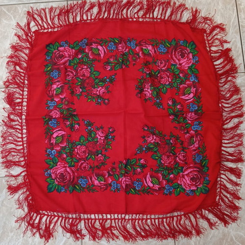 Red scarf with flowers and fringes like new