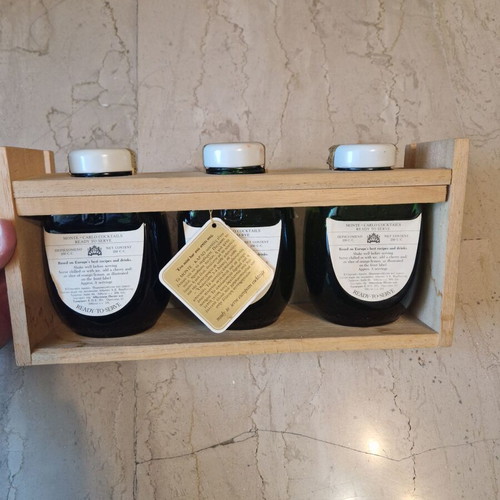 Vintage Monte-Carlo cocktail set in wooden case like new